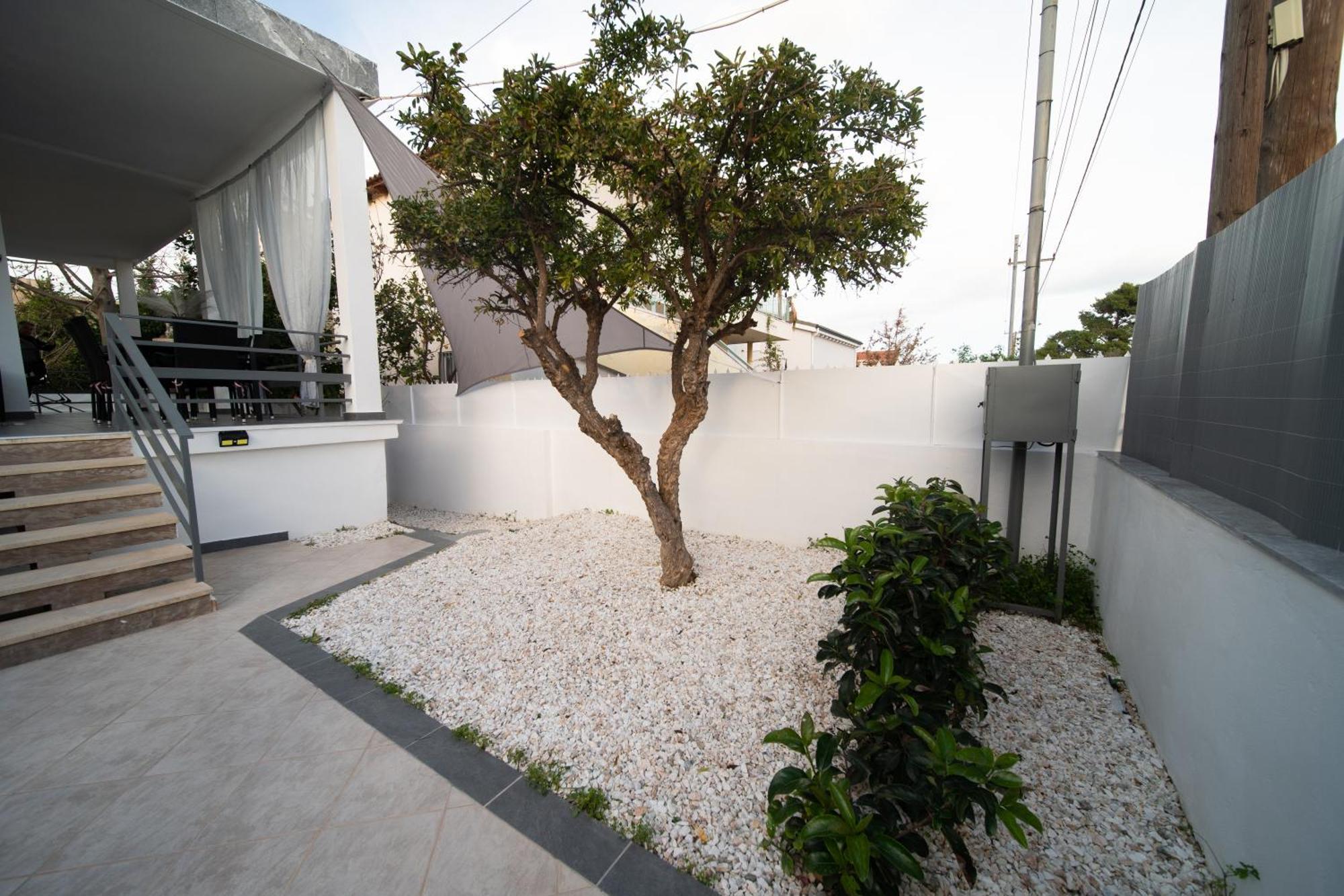 Вилла Seaside House In Неа-Макри Экстерьер фото